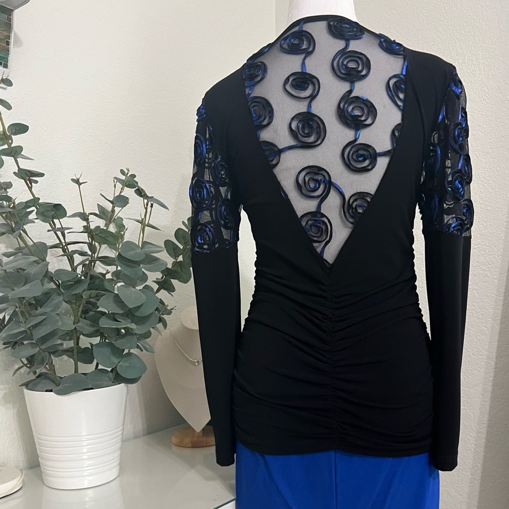 Complete Outfit, Blouse and Skirt - S/M - Picture 6 of 15